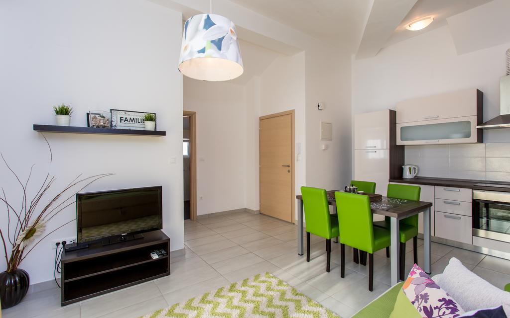 Apartments Matea Baska  Ngoại thất bức ảnh